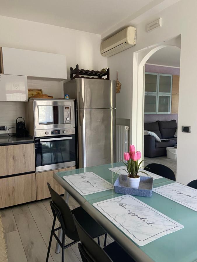 Caserma Guelfa - Casa Vacanza Chiarina San Benedetto del Tronto Eksteriør billede