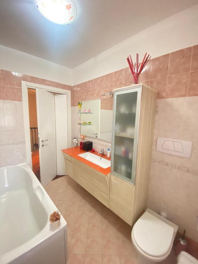 Caserma Guelfa - Casa Vacanza Chiarina San Benedetto del Tronto Eksteriør billede