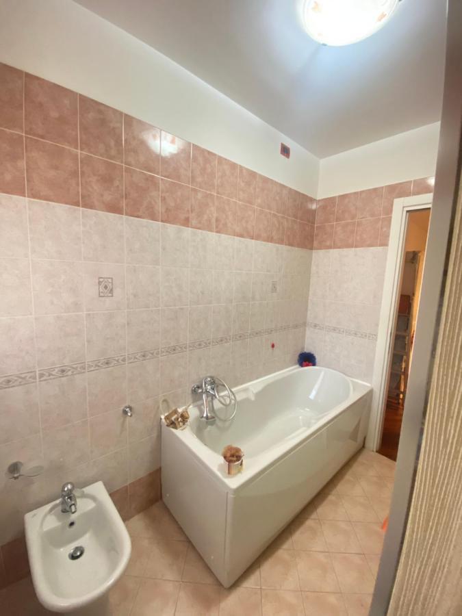 Caserma Guelfa - Casa Vacanza Chiarina San Benedetto del Tronto Eksteriør billede