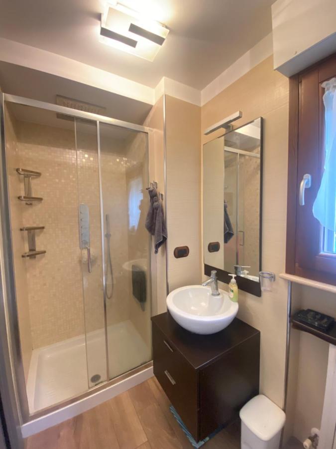 Caserma Guelfa - Casa Vacanza Chiarina San Benedetto del Tronto Eksteriør billede