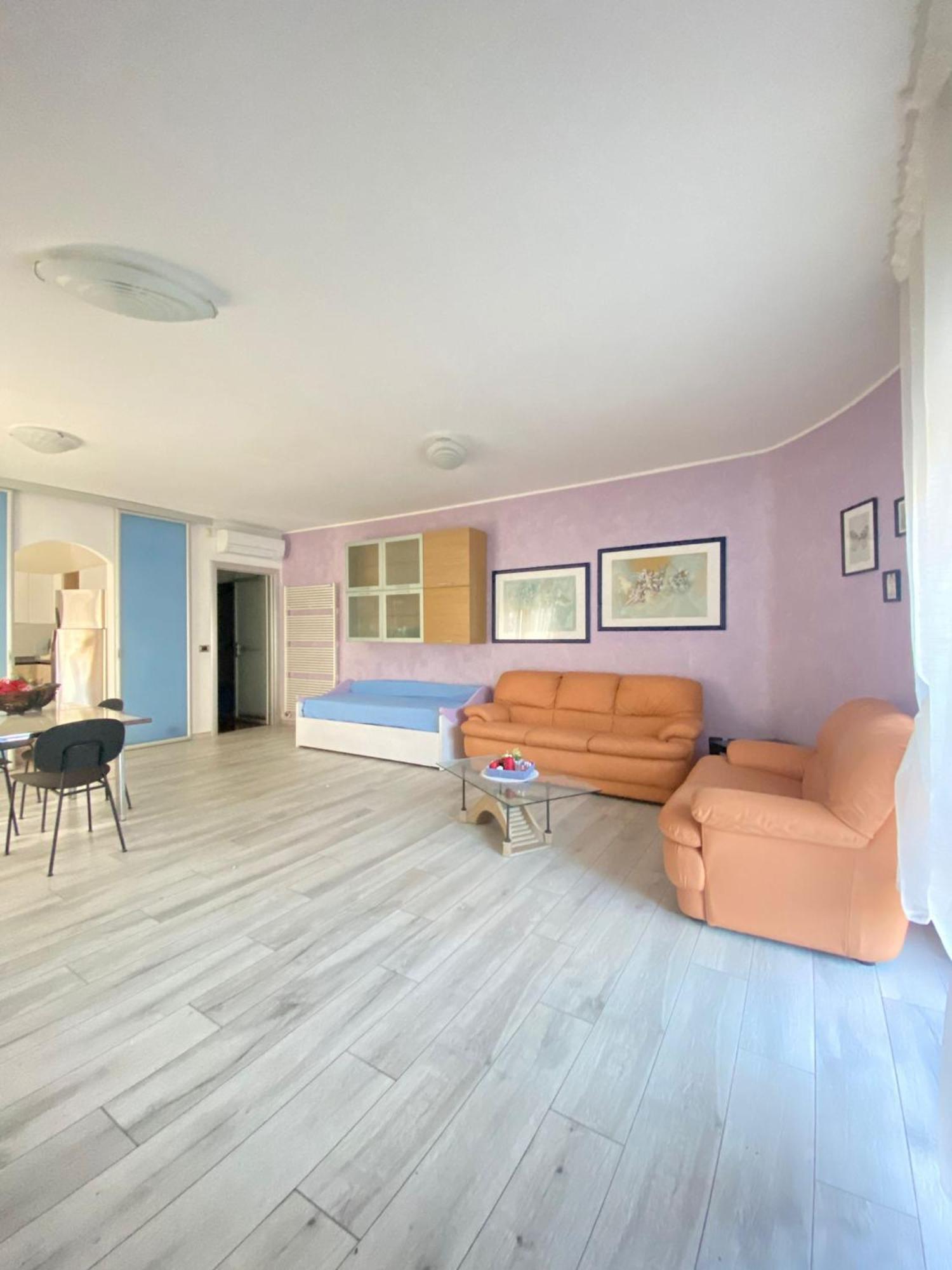 Caserma Guelfa - Casa Vacanza Chiarina San Benedetto del Tronto Eksteriør billede
