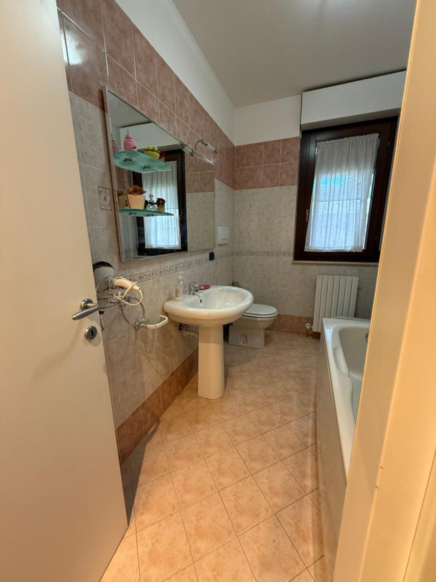 Caserma Guelfa - Casa Vacanza Chiarina San Benedetto del Tronto Eksteriør billede